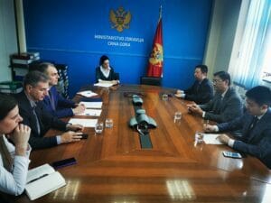 ministar_hrapovic_ambasador_nr_kine