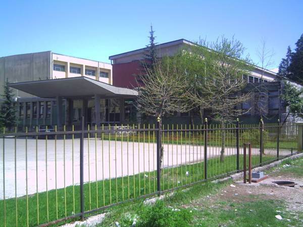 skola1-768x576