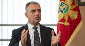 1572608589-kenan-hrapovic-min-zdravlja-3107-2019-pr-centar3-i_960x600