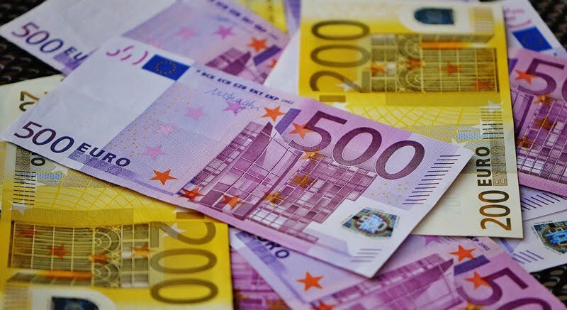 money-1508454_1280