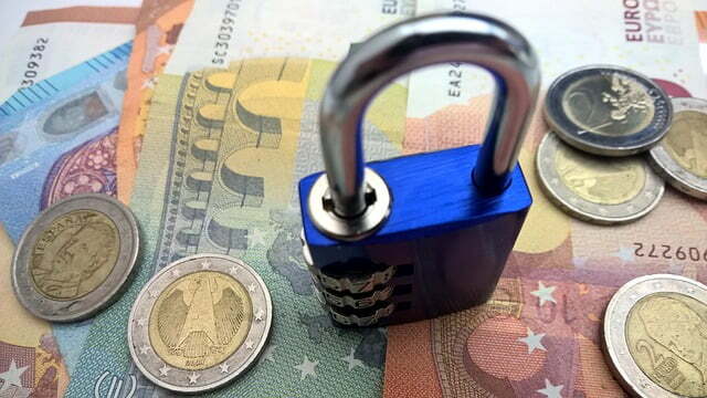 money-2499719_640