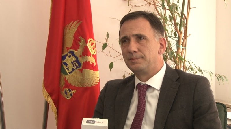 podgorica_direktor_fonda_za_zdravstvo_cg_sead_cirgic_onlajn_servis_ezdravlje_znacajno_uticao_na_smanjenu_posjetu_domovima_zd