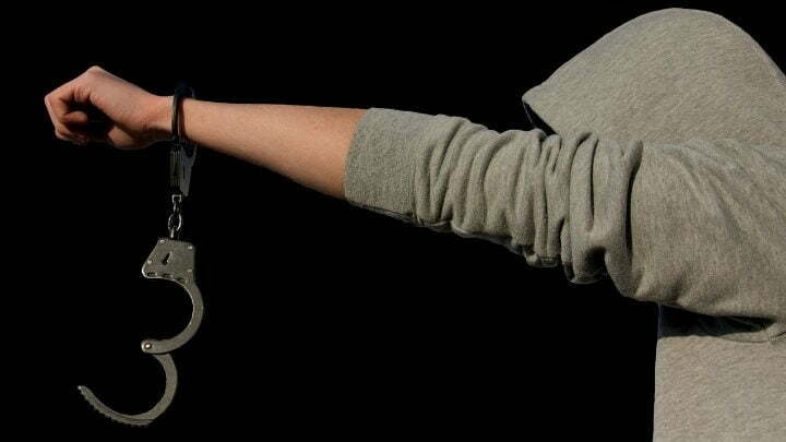 1235324_protection-of-minors-28158451280jpg_1