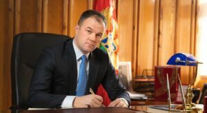 img-6633a3f69d6b1aafa2c2818848b3ccf7-v