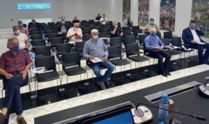 0000004438_1050_624_cut