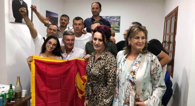 118702402_2781121745508356_8425838162590860914_n