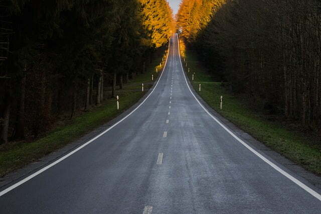 road-601871_640_1_0_0