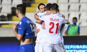 0000004599_1050_624_cut