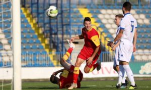 0000002745_1050_624_cut