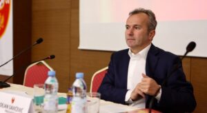 dejan-savicevic-1000x555