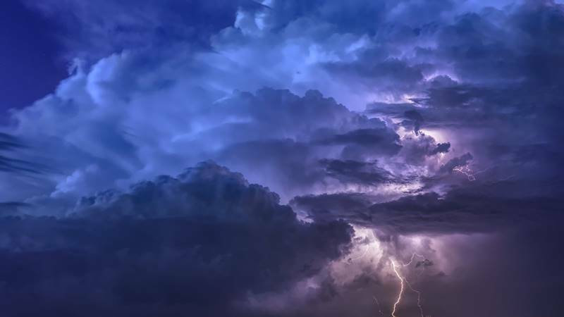 thunderstorm-3441687_1280