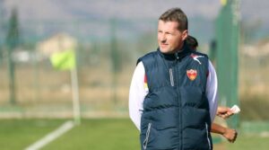 0000002990_1050_624_cut