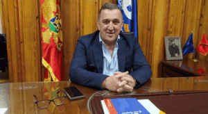 1603739704-vukicevic