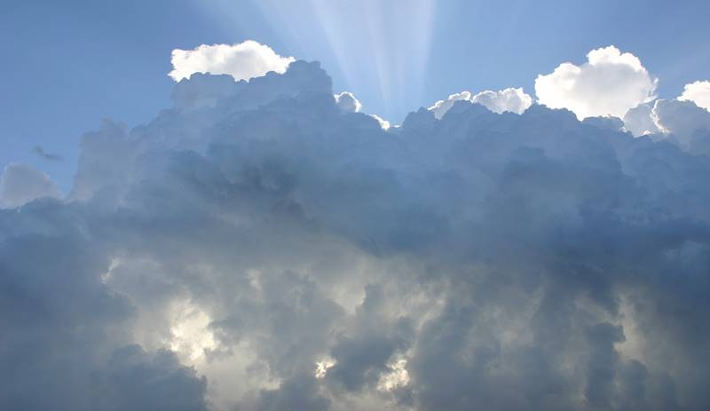 sky-414199_1280