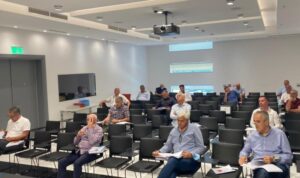 0000005604_1050_624_cut