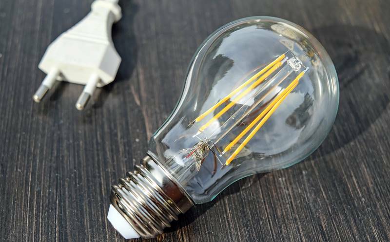 light-bulb-1640438_960_720