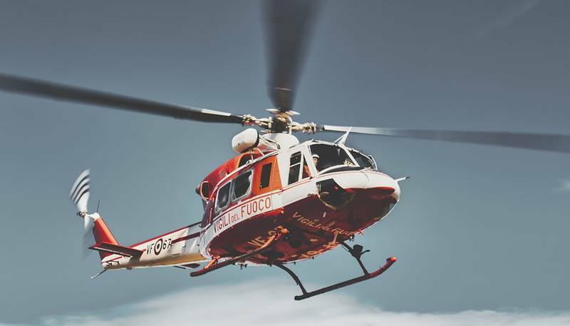 helicopter-4655049_960_720