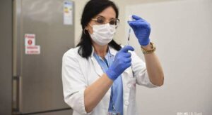 1620120827-vakcine-1-i_1064x709