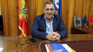 1603739704-vukicevic