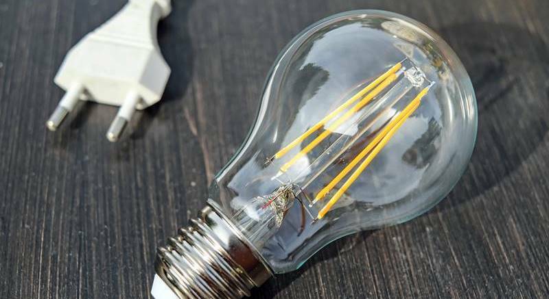 light-bulb-1640438_960_720_1
