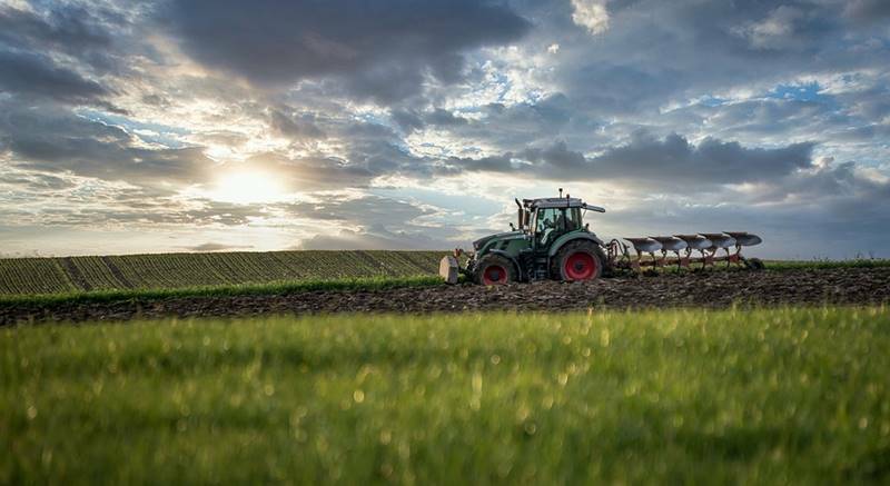 tractor-5753374_960_720
