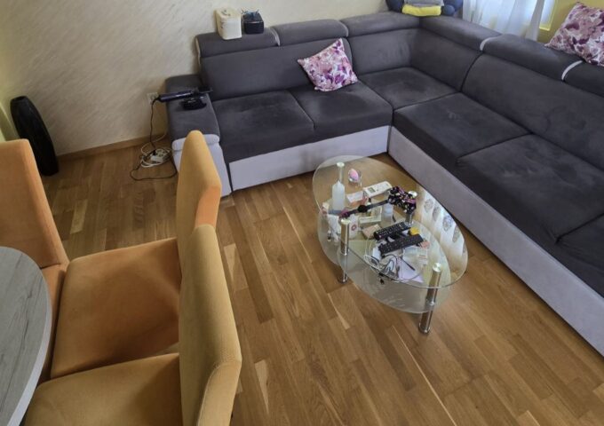 Thumbnail for the listing's main image