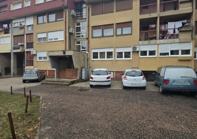 Thumbnail for the listing's main image