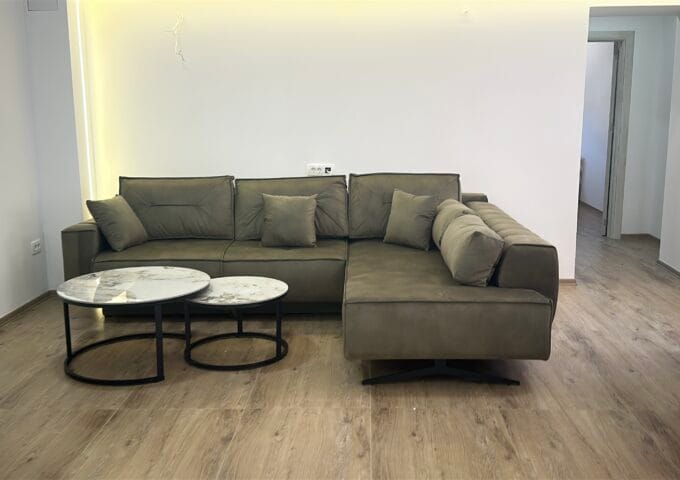 Thumbnail for the listing's main image