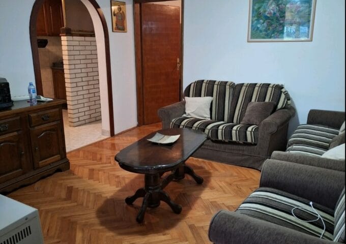 Thumbnail for the listing's main image