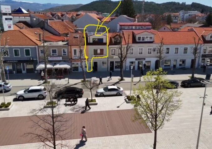 Thumbnail for the listing's main image