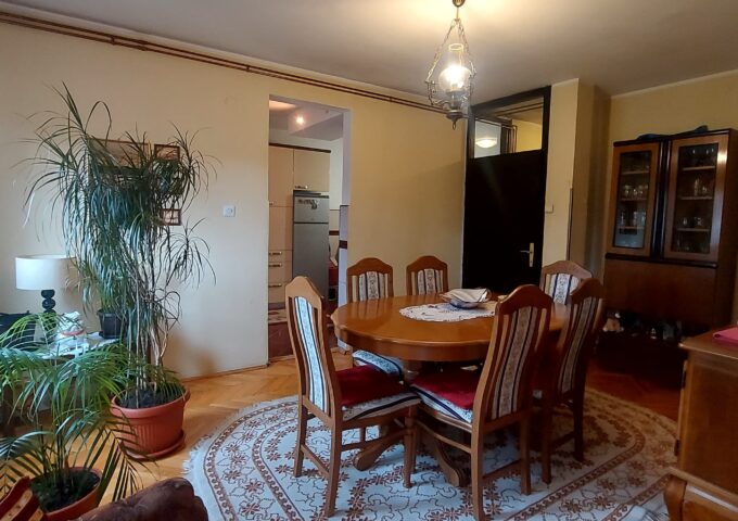 Thumbnail for the listing's main image